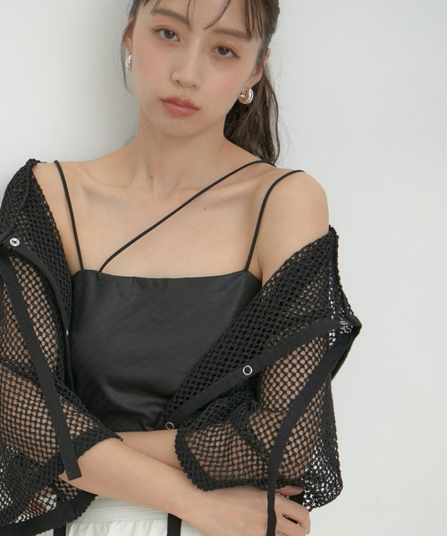 VIS(ビス)の「【洗える】箔プリントカップ付きキャミソール(キャミソール・レディース・シルバー/ブラック系その他/ゴールド系その他・FREE)」の4枚目の写真