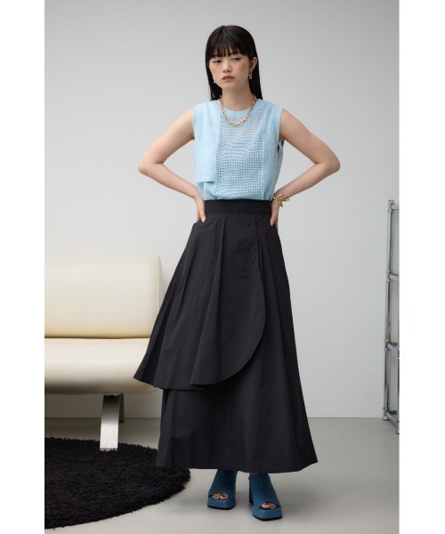 AZUL by moussy(アズールバイマウジー)の「ボリュームデザインスカート(スカート・レディース・ブラック/アイボリー/ブルー・SMALL/MEDIUM)」の5枚目の写真