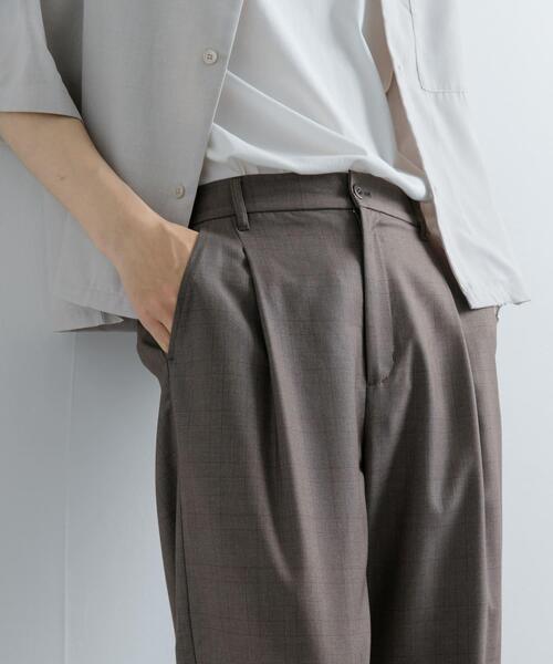 SENSE OF PLACE by URBAN RESEARCH(センスオブプレイスバイアーバンリサーチ)の「チェックワンタックワイドスラックス(その他パンツ・メンズ・ブラウン/ネイビー/グレー・LARGE/MEDIUM)」の2枚目の写真