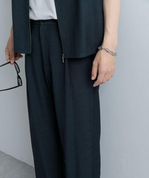 SENSE OF PLACE by URBAN RESEARCH(センスオブプレイスバイアーバンリサーチ)の「チェックワンタックワイドスラックス(その他パンツ・メンズ・ブラウン/ネイビー/グレー・LARGE/MEDIUM)」の13枚目の写真