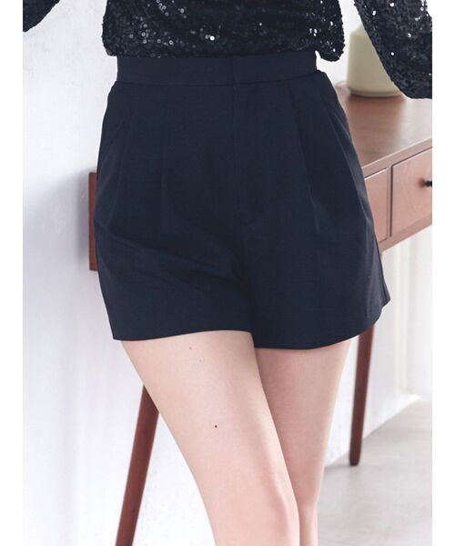 MURUA（ムルーア）の「【SET UP対応】タックショートパンツ（その他パンツ・レディース・ベージュ/ブラック/グレー・1/2）」の18枚目の写真