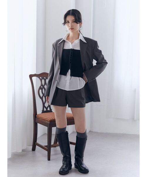 MURUA（ムルーア）の「【SET UP対応】タックショートパンツ（その他パンツ・レディース・ベージュ/ブラック/グレー・1/2）」の13枚目の写真