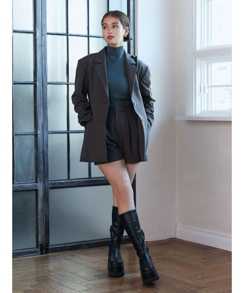 MURUA（ムルーア）の「【SET UP対応】タックショートパンツ（その他パンツ・レディース・ベージュ/ブラック/グレー・1/2）」の5枚目の写真