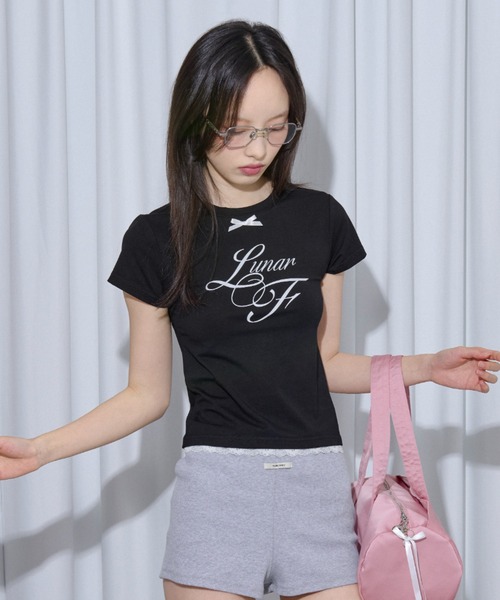 FCMM(エフシーエムエム)の「RIBBON CROP TEE/リボンクロップT(Tシャツ/カットソー・レディース・ブラック/グレー/ホワイト・MEDIUM/SMALL)」の1枚目の写真
