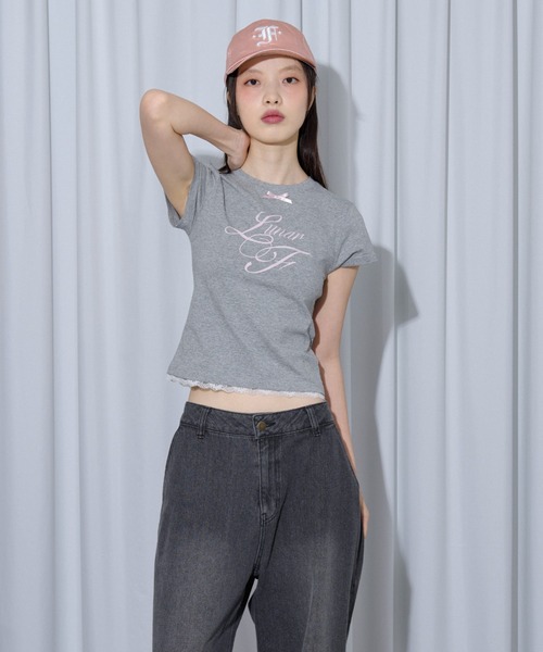 FCMM(エフシーエムエム)の「RIBBON CROP TEE/リボンクロップT(Tシャツ/カットソー・レディース・ブラック/グレー/ホワイト・MEDIUM/SMALL)」の22枚目の写真