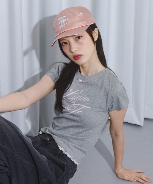 FCMM(エフシーエムエム)の「RIBBON CROP TEE/リボンクロップT(Tシャツ/カットソー・レディース・ブラック/グレー/ホワイト・MEDIUM/SMALL)」の21枚目の写真