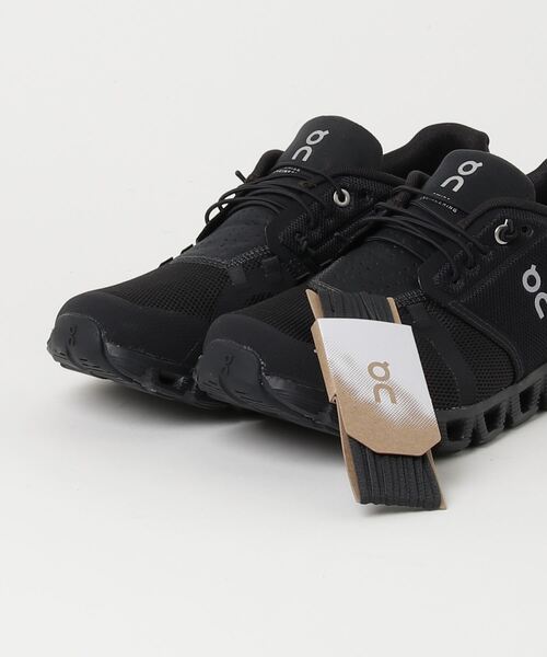On(オン)の「On/オン Cloud5(Mens) クラウド5(スニーカー・メンズ・ブラック・26/27/28)」の4枚目の写真
