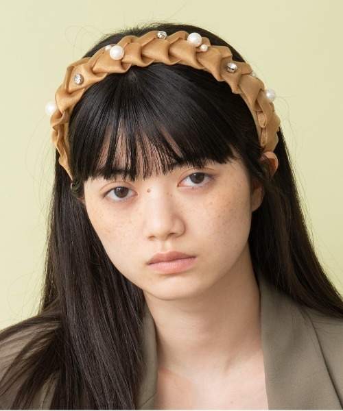Casselini(キャセリーニ)の「Casselini(キャセリーニ)デコレーションカチューシャ(カチューシャ・レディース・ゴールド/ブラック・FREE)」の15枚目の写真
