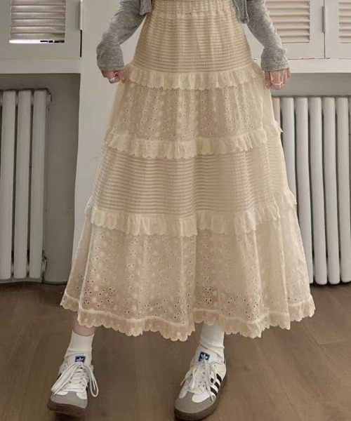 GEMEDA(ジェメダ)の「ボトムス レース フリル Aラインスカート(スカート・レディース・ホワイト/ブラック/ベージュ・M)」の3枚目の写真