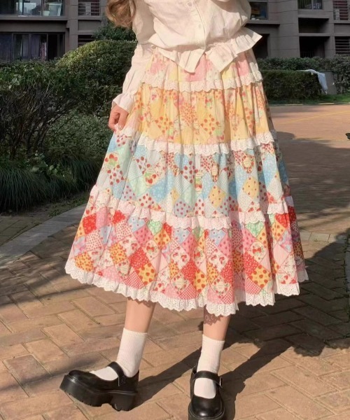GEMEDA(ジェメダ)の「ボトムス レース フリル Aラインスカート(スカート・レディース・ホワイト/ブラック/ベージュ/ピンク・M)」の4枚目の写真