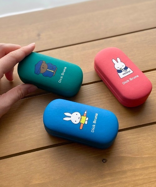 【美品】BT100％ セルラー mini6 フィルム＋カバーケース＋ペン 159 Dick Bruna（ディックブルーナ）の「キャリングコンパクトミラーケース