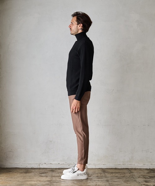 RATTLE TRAP（ラトルトラップ）の「WONDER　SHAPE両面起毛テーパードパンツ（その他パンツ・メンズ・ベージュ/ブラック・S/M/L/LL）」の5枚目の写真