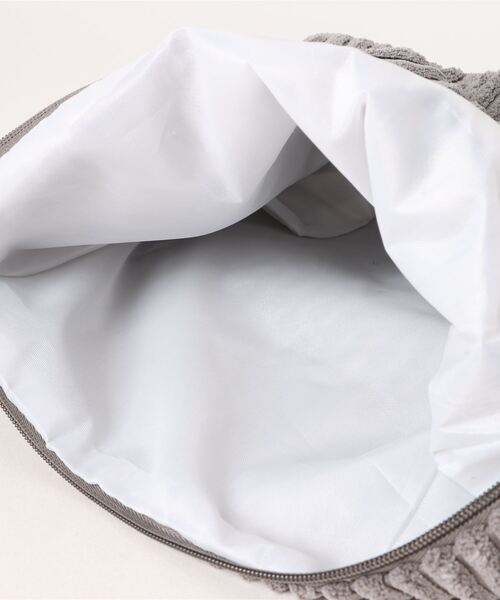 florist(フローリスト)の「【2WAY・軽量】韓国ファッションコーデュロイシンプルショルダーバッグ(ショルダーバッグ・レディース・ブラック/ブルー/グレー/グリーン/ピンク/ブラウン/ホワイト・FREE)」の21枚目の写真