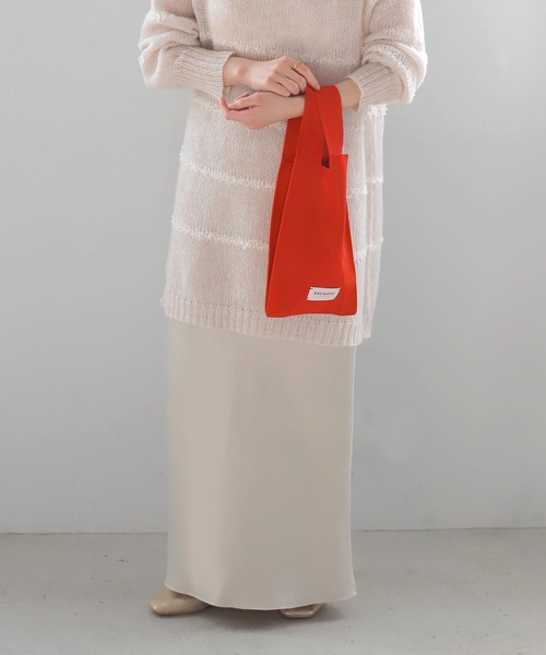 ANEMONE（アネモネ）の「シンプルニットトートバッグ[S] 【動画あり】（トートバッグ・レディース・ターコイズブルー/アイボリー/ピンク/オレンジ/ダークグレー/ラベンダー/ネイビー/ブルー/レッド・FREE）」の8枚目の写真