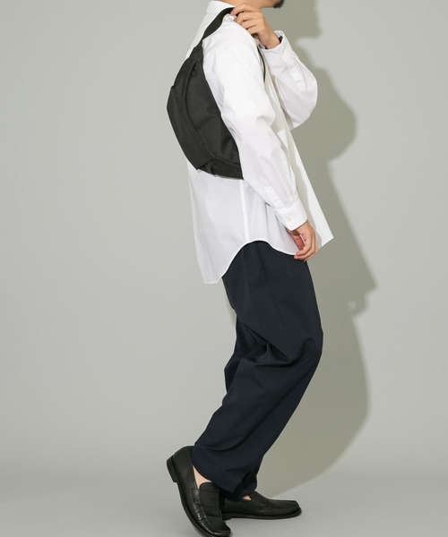 RODE SKO（ロデスコ）の「撥水タックボディバッグ（ショルダーバッグ・メンズ・チャコールグレー/ブラック・ONE）」の7枚目の写真