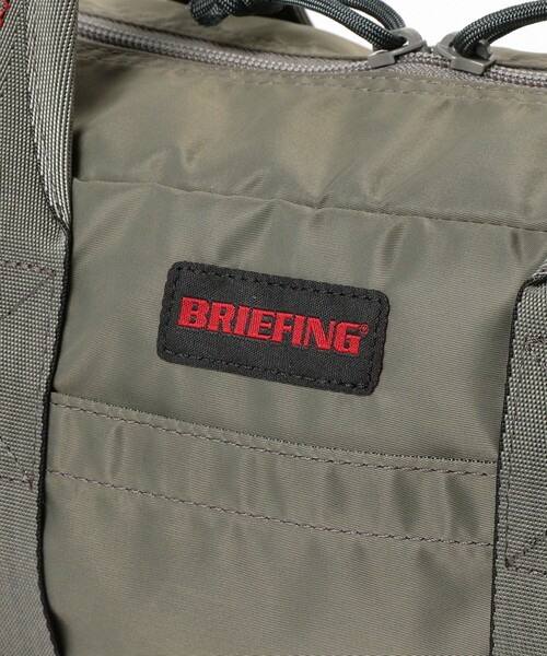 BEAMS BOY（ビームスボーイ）の「BRIEFING / 別注 トラベル バッグ（ボストンバッグ・レディース・オリーブ/ブラック・ONE SIZE）」の21枚目の写真