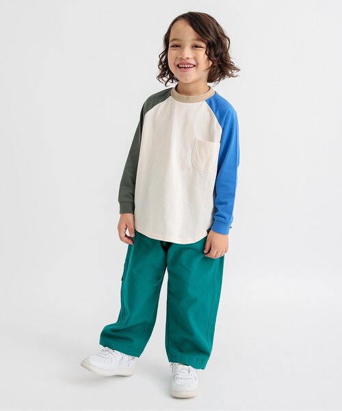 BREEZE(ブリーズ)の「【WEB限定】ラグランTシャツ(Tシャツ/カットソー・キッズ・ブラック/ネイビー/レッド/ターコイズブルー/レインボー・90/100/110/140/150/120/130)」の6枚目の写真