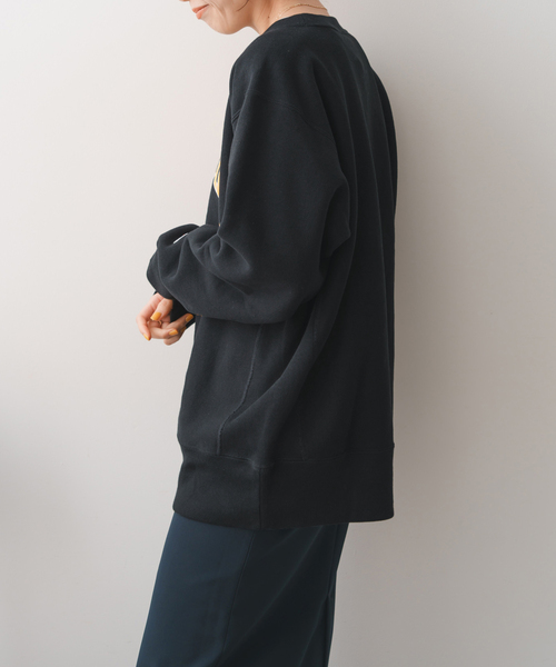 Spick & Span（スピックアンドスパン）の「《WEB＋名古屋店限定》Champion CREW NECK SWEATSHIRT MICKY C3-A031（スウェット・レディース・ブラック/アイボリー/グレー・SMALL/LARGE）」の12枚目の写真