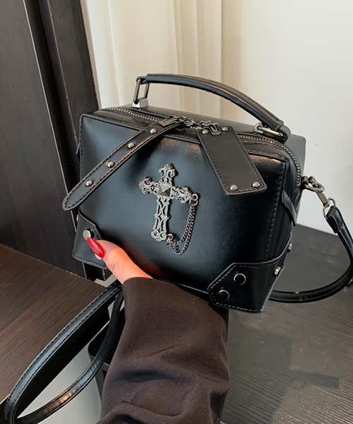 c.u.l(シーユーエル)の「ボックス型 クロスデザイン 2wayショルダーバッグ cula1016(ショルダーバッグ・レディース・ブラック/ブラック系その他・FREE)」の13枚目の写真