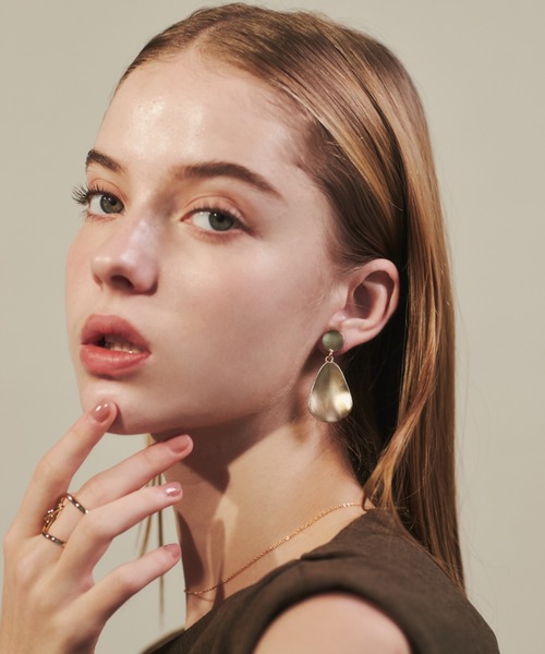 ciite'(シーテ)の「ヘンケイプレート イヤリング (両耳用)(イヤリング・レディース・シルバー/ゴールド/ピンクゴールド・FREE)」の7枚目の写真