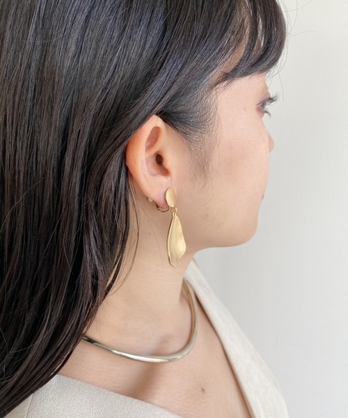 ciite'(シーテ)の「ヘンケイプレート イヤリング (両耳用)(イヤリング・レディース・シルバー/ゴールド/ピンクゴールド・FREE)」の10枚目の写真