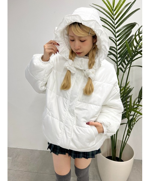 PHILLY（フィリー）の「【PHILLY】フリルフードフェイクダウンジャケット（ブルゾン・レディース・ブラック/ホワイト・FREE）」の7枚目の写真