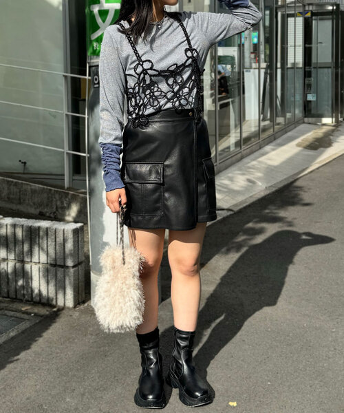 CIAOPANIC(チャオパニック)の「パールビーズフラワービスチェ(Tシャツ/カットソー・レディース・ブラック/ホワイト・ONE SIZE)」の17枚目の写真