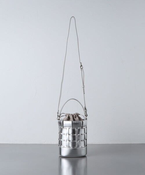 UNITED ARROWS(ユナイテッドアローズ)の「パネル バゲットバッグ(ハンドバッグ・レディース・シルバー/ブラック・FREE)」の20枚目の写真