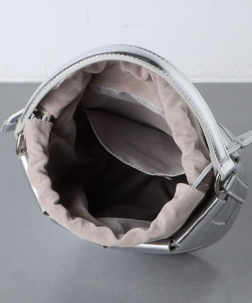 UNITED ARROWS(ユナイテッドアローズ)の「パネル バゲットバッグ(ハンドバッグ・レディース・シルバー/ブラック・FREE)」の13枚目の写真