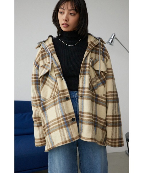 AZUL by moussy(アズールバイマウジー)の「中綿キルトCPOジャケット(ブルゾン・メンズ・ブラウン系その他/ブルー系その他/ブラック系その他・FREE)」の3枚目の写真