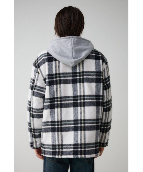 AZUL by moussy(アズールバイマウジー)の「中綿キルトCPOジャケット(ブルゾン・メンズ・ブラウン系その他/ブルー系その他/ブラック系その他・FREE)」の9枚目の写真