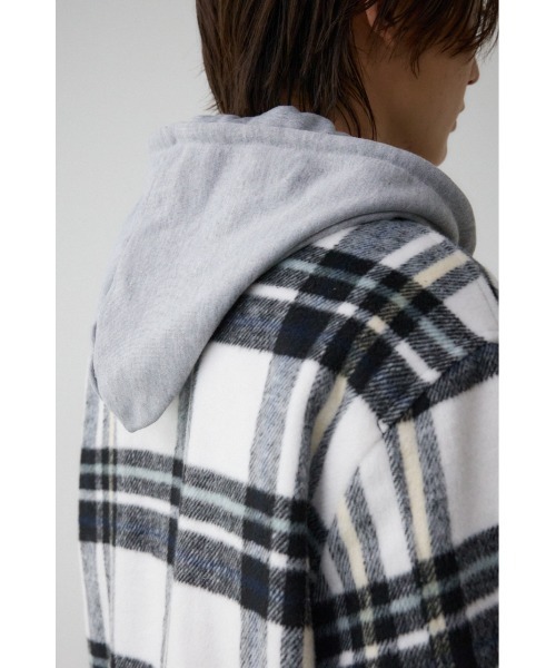 AZUL by moussy(アズールバイマウジー)の「中綿キルトCPOジャケット(ブルゾン・メンズ・ブラウン系その他/ブルー系その他/ブラック系その他・FREE)」の11枚目の写真