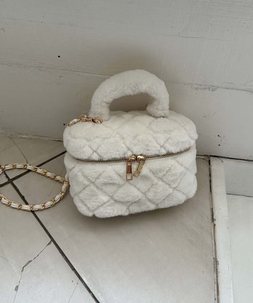 archives（アルシーヴ）の「ファーキルトバニティバッグ（ショルダーバッグ・レディース・ベージュ/オフホワイト・FREE）」の16枚目の写真