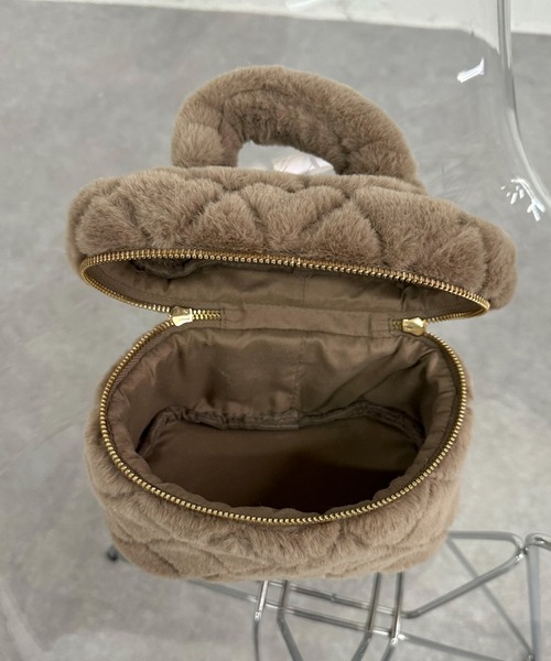 archives（アルシーヴ）の「ファーキルトバニティバッグ（ショルダーバッグ・レディース・ベージュ/オフホワイト・FREE）」の22枚目の写真