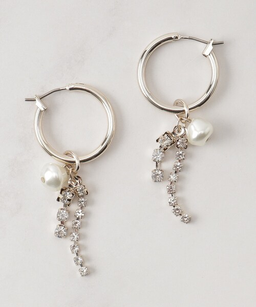 SHOO・LA・RUE（シューラルー）の「ダブルビジューフープピアス（ピアス（両耳用）・レディース・ピンクゴールド/シルバー/ゴールド・00）」の7枚目の写真