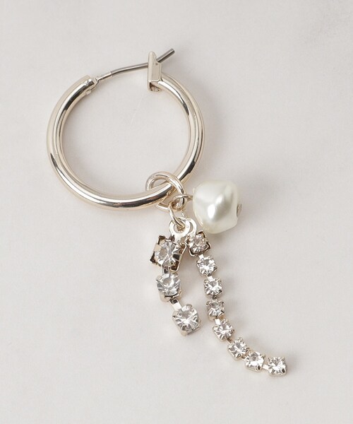 SHOO・LA・RUE（シューラルー）の「ダブルビジューフープピアス（ピアス（両耳用）・レディース・ピンクゴールド/シルバー/ゴールド・00）」の8枚目の写真