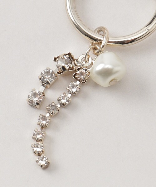 SHOO・LA・RUE（シューラルー）の「ダブルビジューフープピアス（ピアス（両耳用）・レディース・ピンクゴールド/シルバー/ゴールド・00）」の9枚目の写真