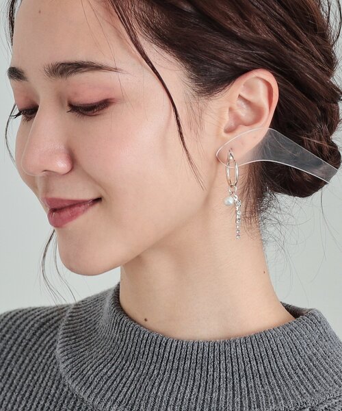 SHOO・LA・RUE（シューラルー）の「ダブルビジューフープピアス（ピアス（両耳用）・レディース・ピンクゴールド/シルバー/ゴールド・00）」の6枚目の写真