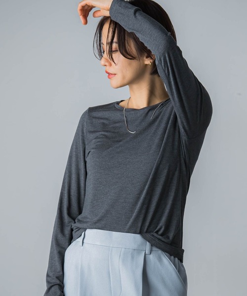 LAUTREAMONT(ロートレアモン)の「【WEB限定】吸湿発熱 なめらかインナー≪洗える≫(Tシャツ/カットソー・レディース・チャコールグレー/ブラック/ベージュ/ブラウン/オフホワイト・9号/11号)」の3枚目の写真