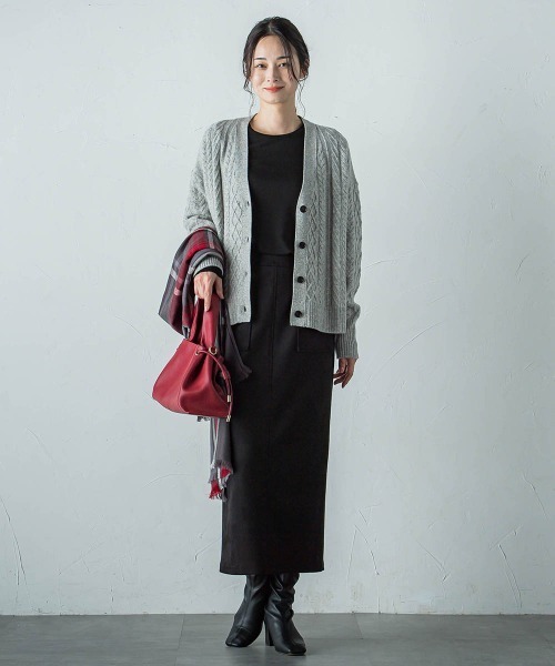 LAUTREAMONT(ロートレアモン)の「【WEB限定】吸湿発熱 なめらかインナー≪洗える≫(Tシャツ/カットソー・レディース・チャコールグレー/ブラック/ベージュ/ブラウン/オフホワイト・9号/11号)」の15枚目の写真