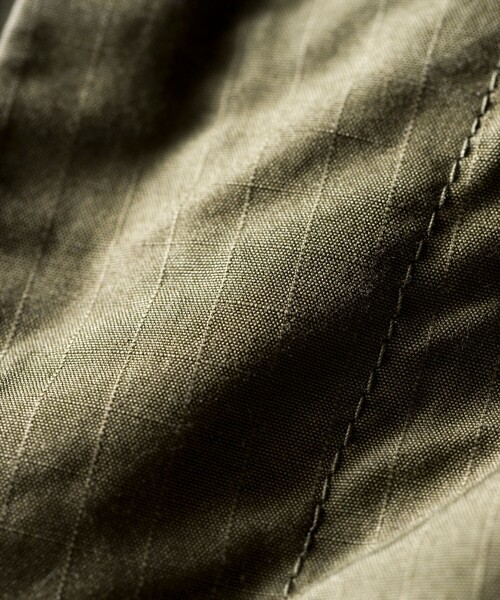 BEAMS PLUS（ビームスプラス）の「MIL 6 Pocket 80/3 Ripstop（カーゴパンツ・メンズ・オリーブ/ベージュ・S/M/L/XL）」の6枚目の写真