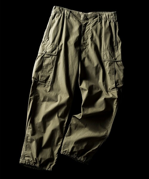 BEAMS PLUS(ビームスプラス)の「【ビームスの百名品】リップストップ ミリタリー 6ポケット パンツ(カーゴパンツ・メンズ・オリーブ/ベージュ・S/M/L/XL)」の1枚目の写真