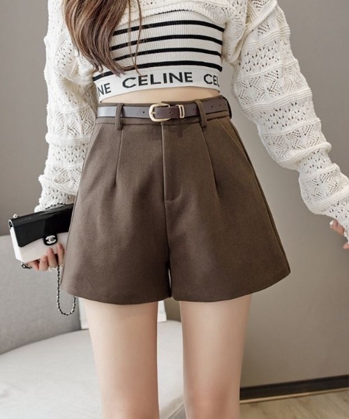 gossip!ロサンゼルス(ゴシップロサンゼルス)の「【サイズあり】ウールライク ヴィンテージ ハイウエスタック 厚手ショートパンツ(ベルト付)秋冬の定番アイテム)(その他パンツ・レディース・ブラック/カーキ/グレー・S/M/L/XL)」の7枚目の写真