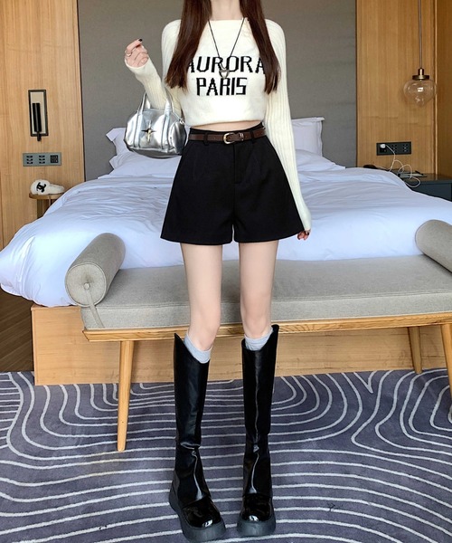 gossip!ロサンゼルス(ゴシップロサンゼルス)の「【サイズあり】ウールライク ヴィンテージ ハイウエスタック 厚手ショートパンツ(ベルト付)秋冬の定番アイテム)(その他パンツ・レディース・ブラック/カーキ/グレー・S/M/L/XL)」の5枚目の写真