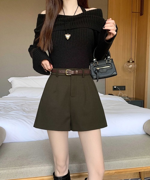 gossip!ロサンゼルス(ゴシップロサンゼルス)の「【サイズあり】ウールライク ヴィンテージ ハイウエスタック 厚手ショートパンツ(ベルト付)秋冬の定番アイテム)(その他パンツ・レディース・ブラック/カーキ/グレー・S/M/L/XL)」の18枚目の写真