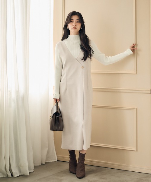 12Twelve Agenda（トゥエルブ　アジェンダ）の「Vネックラップ風スエードジャンスカ（ジャンパースカート・レディース・グレイッシュベージュ/チャコールグレー/ブルー/グリーン・M）」の9枚目の写真