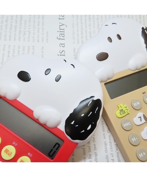 PEANUTS（ピーナッツ）の「【 PEANUTS 】 スヌーピー マスコット電卓　25S4（その他雑貨・レディース・ライトブラウン/レッド・FREE）」の4枚目の写真