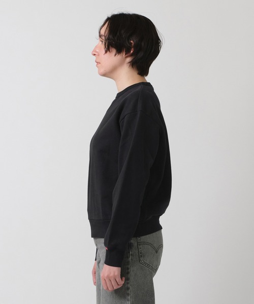 Levi's(リーバイス)の「Levi's/リーバイス HERITAGE クルーネックスウェットシャツ(スウェット・レディース・ブラック・L/M/S)」の16枚目の写真