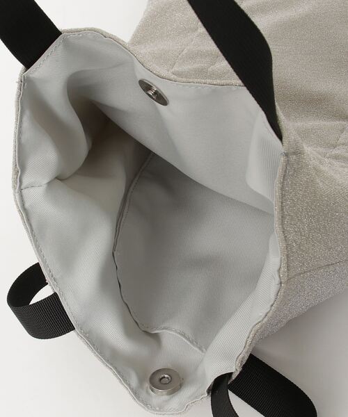 CONVERSE（コンバース）の「【CONVERSE/コンバース】ARCH LOGO GATHER TOTE BAG ギャザーバッグ（トートバッグ・レディース・ブラウン/ピンク/ホワイト・FREE）」の8枚目の写真