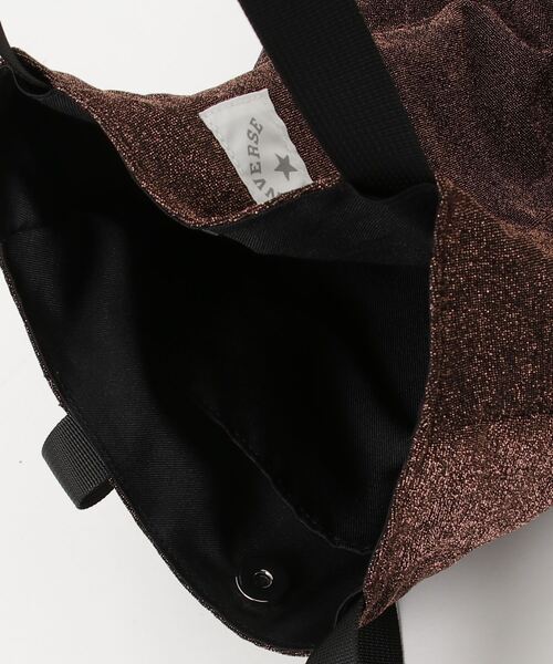 CONVERSE（コンバース）の「【CONVERSE/コンバース】ARCH LOGO GATHER TOTE BAG ギャザーバッグ（トートバッグ・レディース・ブラウン/ピンク/ホワイト・FREE）」の10枚目の写真